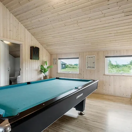 4 Bedroom Lovely In Rodby *