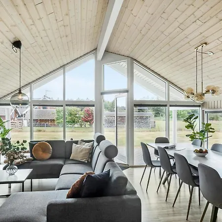 Lovely Home In Rodby With Sauna Rødby