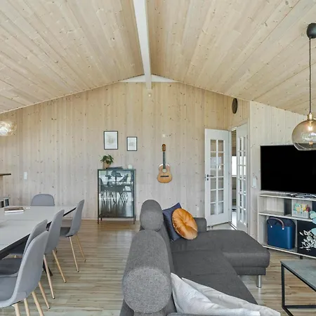 Lovely Home In Rodby With Sauna * Rødby